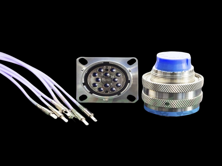 expanded beam connectors